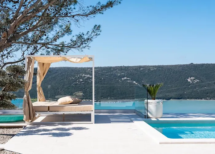 Villa Laguna Blu By Guide