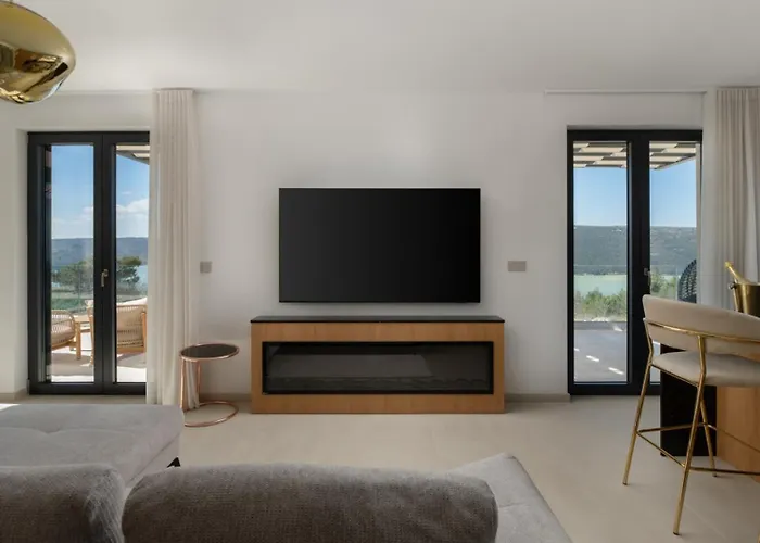 Laguna Blu By Guide *